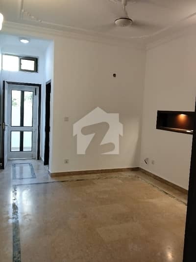 10-Marla Beautiful Brand New Upper Portion With Separate Electricity Meters And Servant Quarter