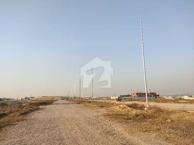 جی ۔ 14/3 جی ۔ 14,اسلام آباد میں 1 کنال رہائشی پلاٹ 4.65 کروڑ میں برائے فروخت۔