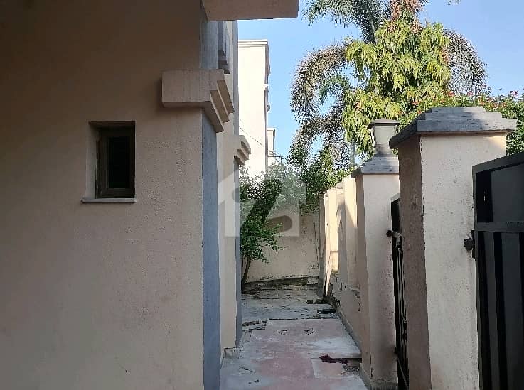House Of 10 Marla For Rent In Askari 11 House Of 10 Marla For Rent In Askari 11