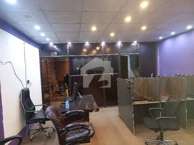 725 Sqft Semi Furnished Office For Rent Main Boulevard Gulberg Lll.