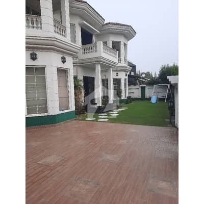 ویلینشیاء ہاؤسنگ سوسائٹی لاہور میں 6 کمروں کا 1 کنال مکان 13.5 کروڑ میں برائے فروخت۔