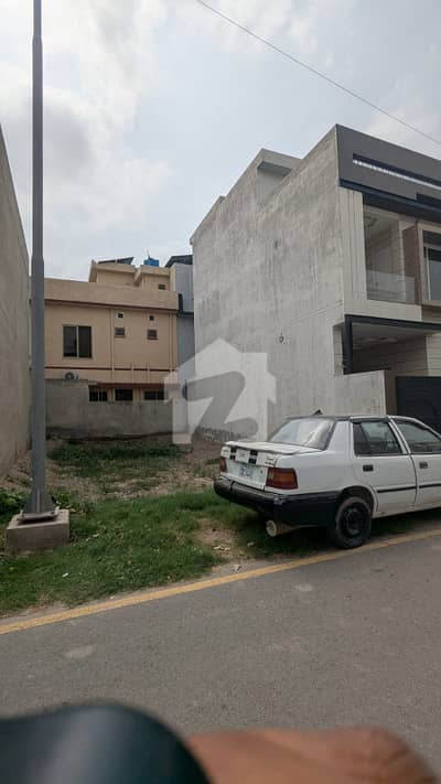 5 Marla Plot Available for Sale in Tulip Block Park View City Lahore 5 Marla Plot Available for Sale in Tulip Block Park View City Lahore
