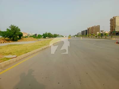 5 Marla Solid Land Plot For Sale In E-4 Phase 8