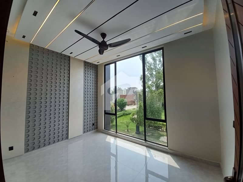 Beautiful Modern Design House - Best Construction Beautiful Modern Design House - Best Construction