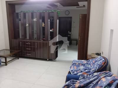 ماڈل ٹاؤن ۔ بلاک این ایکسٹینشن ماڈل ٹاؤن,لاہور میں 2 کمروں کا 1 کنال بالائی پورشن 95.0 ہزار میں کرایہ پر دستیاب ہے۔