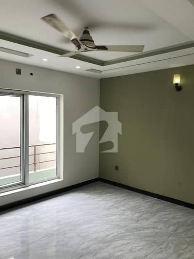 5 Marla Tile Floor First Floor+Second FloorPortion Brand New House First Entry Onwr Build All Work Wood