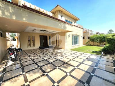 ONE KANAL BEAUTIFULL HOUSE AVAILABLE FOR RENT IN DHA PHASE 6