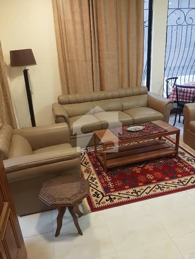ایف ۔ 8 اسلام آباد میں 2 کمروں کا 16 مرلہ زیریں پورشن 2.45 لاکھ میں کرایہ پر دستیاب ہے۔