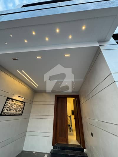 A BEAUTIFUL 5 MARLA HOUSE FOR SALE A BEAUTIFUL 5 MARLA HOUSE FOR SALE