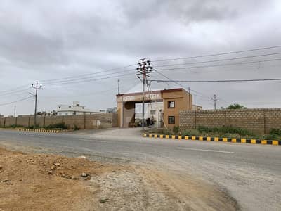 600 SQYRDS RESIDENTIAL PLOT AVAILABLE BEST OPPORTUNITY FOR INVESTMENT