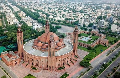 8 Marla Commercial plot for sale in Golf view Residencia phase-1 Bahria Town Lahore