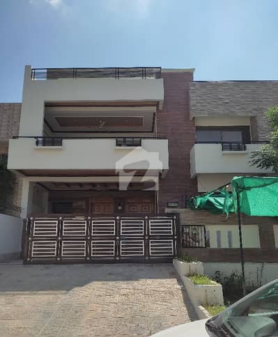 40x80 Beautifull House For Rent In G-13