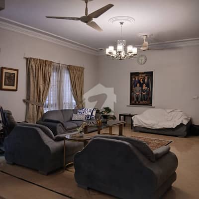 A Well-Maintained 500 Sq. Yards Family Home in the Heart of DHA Phase 6 A Well-Maintained 500 Sq. Yards Family Home in the Heart of DHA Phase 6