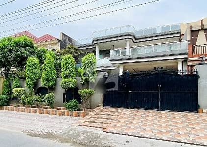 Facing Park Urgently Sale Spacious House Is Available For Sale In Ideal Location Of Marghzar Officers Colony