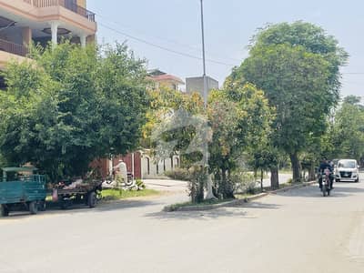 Corner Vvip Location 10 Marla Corner House Available For Urgent Sale Corner Vvip Location 10 Marla Corner House Available For Urgent Sale
