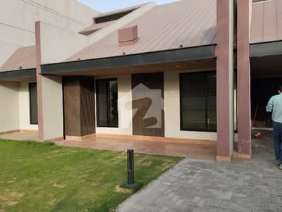 4 Kanal Commercial Paid Office For Rent In Gulberg 3,