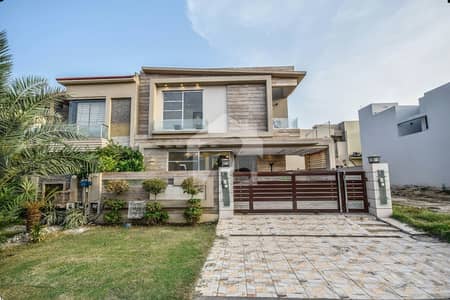 10 MARLA ELEGANT AND FULLY MAINTAINED SUPER HOT LOCATED BUNGALOW IS AVAILABLE IN THE BEST BLOCK OF DHA LAHORE.
