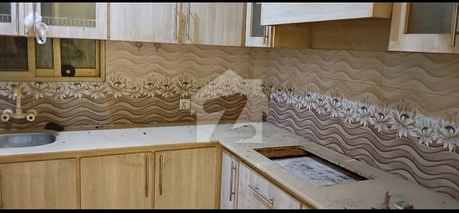 Good condition flat available on rent lll rd floor