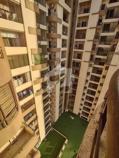 3 Bed dd apartment available for sale in Kings Tower Gulistan e jauhar block 15
