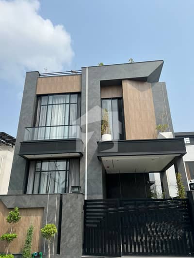 5 MARLA ELEGANT AND FULLY MAINTAINED SUPER HOT LOCATED BUNGALOW IS AVAILABLE IN THE BEST BLOCK OF DHA LAHORE. 5 MARLA ELEGANT AND FULLY MAINTAINED SUPER HOT LOCATED BUNGALOW IS AVAILABLE IN THE BEST BLOCK OF DHA LAHORE.