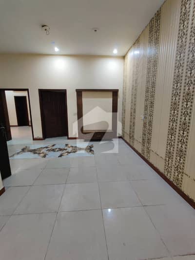 8 Marla upper portion available for rent