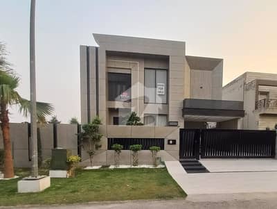 ڈی ایچ اے فیز 6 ڈیفنس (ڈی ایچ اے),لاہور میں 5 کمروں کا 1 کنال مکان 11.25 کروڑ میں برائے فروخت۔