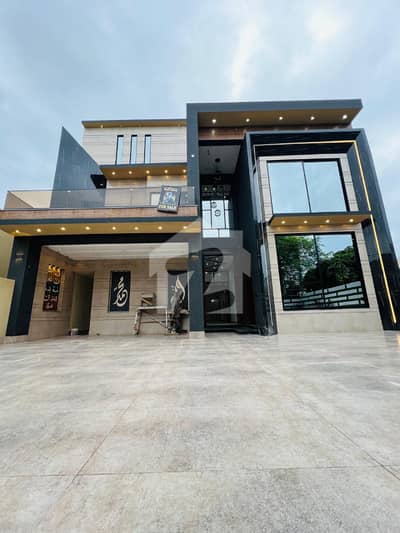 1 Kanal Brand New Fully Furnished Luxurious Modern Design House For Sale