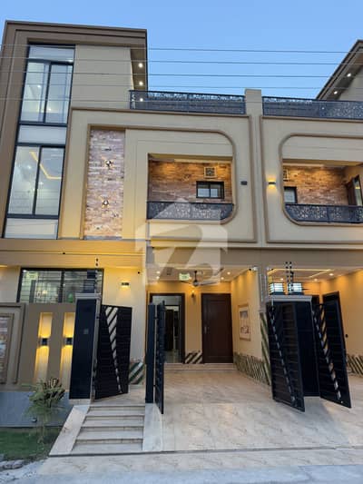 5 Marla Ultramodern House For Sale In Central Park Lahore 5 Marla Ultramodern House For Sale In Central Park Lahore