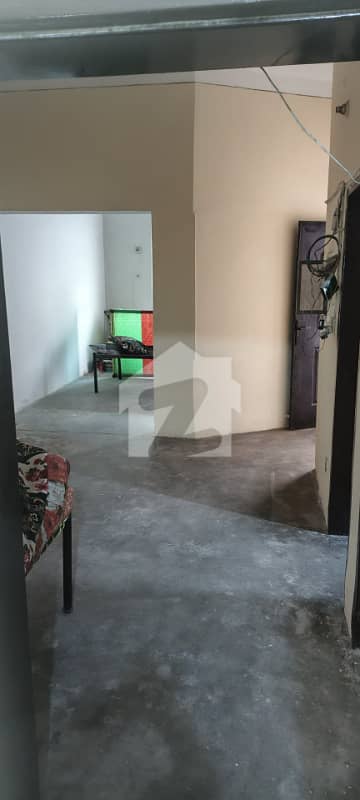 10 Marla Old Double Story House Urgent For Sale Prime location in Sabzazar