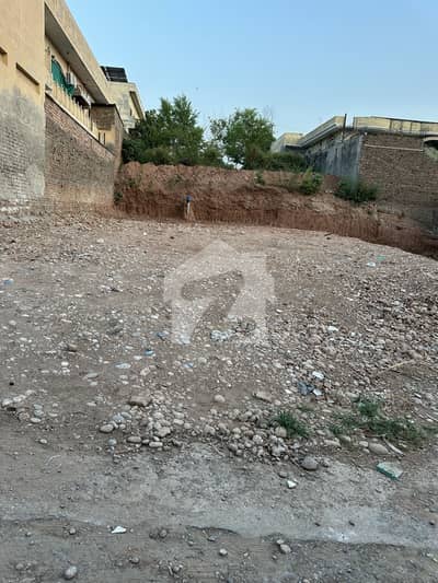 10 Marla Level Plot for Sale | Water Bore Installed | Gas, Electricity & Water Available