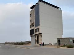 High-Visibility 200 Yards Commercial Plot Peninsula, Parking Adjacent, Wide Road