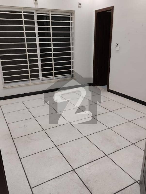 Upper Portion For Rent Upper Portion For Rent