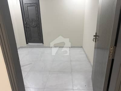 جناح گارڈنز ایف ای سی ایچ ایس,اسلام آباد میں 2 کمروں کا 3 مرلہ فلیٹ 65.0 لاکھ میں برائے فروخت۔