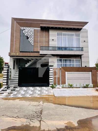 5 Marla Corner House Available For Sale