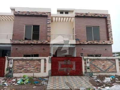 ڈی ایچ اے سیکٹر اے - رچنا ولاز ڈی ایچ اے سیکٹر اے,ڈی ایچ اے ڈیفینس,گوجرانوالہ میں 5 کمروں کا 10 مرلہ مکان 85.0 ہزار میں کرایہ پر دستیاب ہے۔