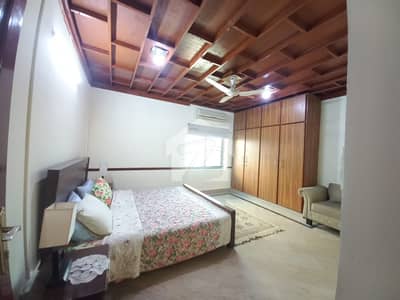 FACEING PARK 1 KANAL UPPER PORTION FOR RENT DHA PHASE 3 , FACEING PARK 1 KANAL UPPER PORTION FOR RENT DHA PHASE 3 ,