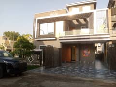 10 Marla Brand New House For Sale, Very Near 300fit Main Boulevard 10 Marla Brand New House For Sale, Very Near 300fit Main Boulevard