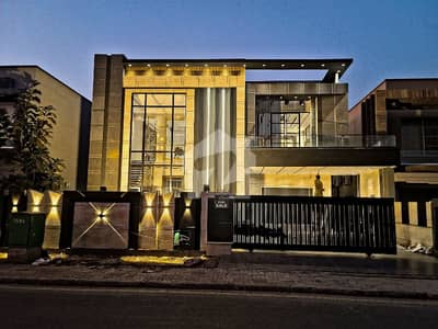 Ultra-Luxury 1 Kanal Mansion For Sale Bahria Town, Lahore
