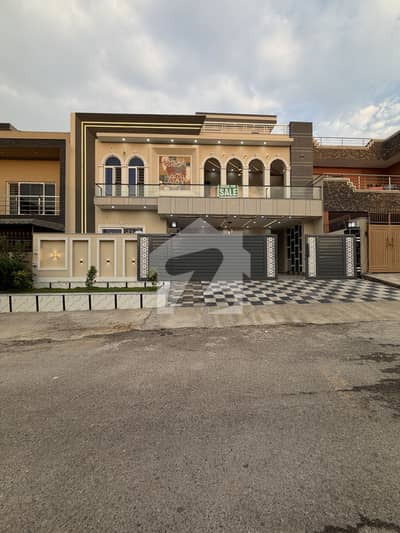 جناح گارڈنز ایف ای سی ایچ ایس,اسلام آباد میں 6 کمروں کا 12 مرلہ مکان 6.9 کروڑ میں برائے فروخت۔