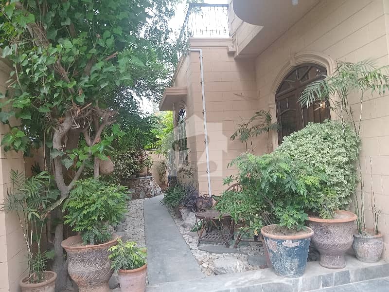 ڈی ایچ اے فیز 7 ڈی ایچ اے ڈیفینس,کراچی میں 4 کمروں کا 10 مرلہ مکان 9.0 کروڑ میں برائے فروخت۔ ڈی ایچ اے فیز 7 ڈی ایچ اے ڈیفینس,کراچی میں 4 کمروں کا 10 مرلہ مکان 9.0 کروڑ میں برائے فروخت۔