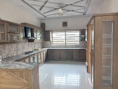 1 Kanal 6 Bed Full House for Rent