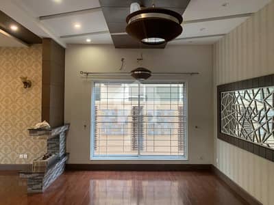 Well Maintained 10 Marla Out Class Tile Flooring Bungalow Available For Rent