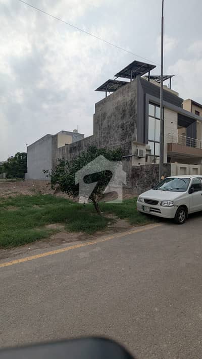 10 Marla Plot Available For Sale in Tulip Block Park View City Lahore 10 Marla Plot Available For Sale in Tulip Block Park View City Lahore