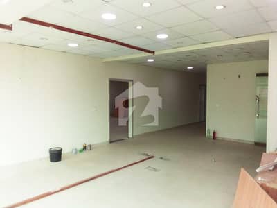 1850 Square Feet Brand New Corporation Office For Rent At Main Boulevard Gulberg 3 Lahore