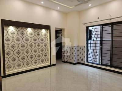 بحریہ ٹاؤن فیز 7 بحریہ ٹاؤن راولپنڈی,راولپنڈی میں 3 کمروں کا 10 مرلہ بالائی پورشن 68.0 ہزار میں کرایہ پر دستیاب ہے۔