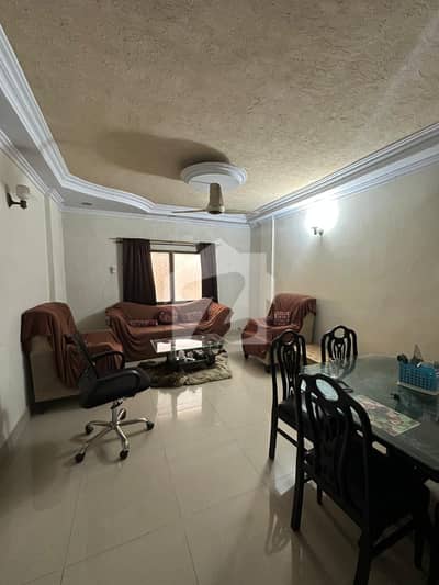 3 BED DD FLAT AVAILABLE FOR SALE AT BLOCK-7, GULSHAN-E-IQBAL, KARACHI. 3 BED DD FLAT AVAILABLE FOR SALE AT BLOCK-7, GULSHAN-E-IQBAL, KARACHI.