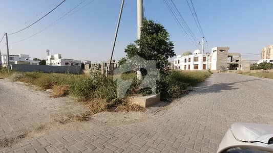 West open Corner 600 Square Yards Residential Plot In Only Rs. 66000000