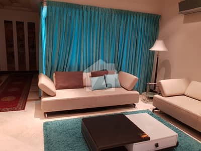 1 Kanal Owner Build Bungalow In Dha Ph 4,Near To Commercial Market