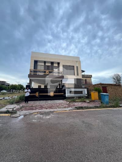 bahria enclave Islamabad Sector F1 8 marla New house for sale