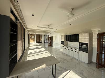 10 Kanal Semi Furnished Farm House Available For Rent In Block D Gulberg Greens